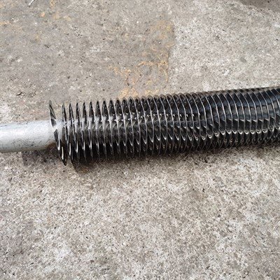 Akụkụ ihe ndị na-agbanwe okpomọkụ dị elu welded igwe anaghị agba nchara Ss Finned tube